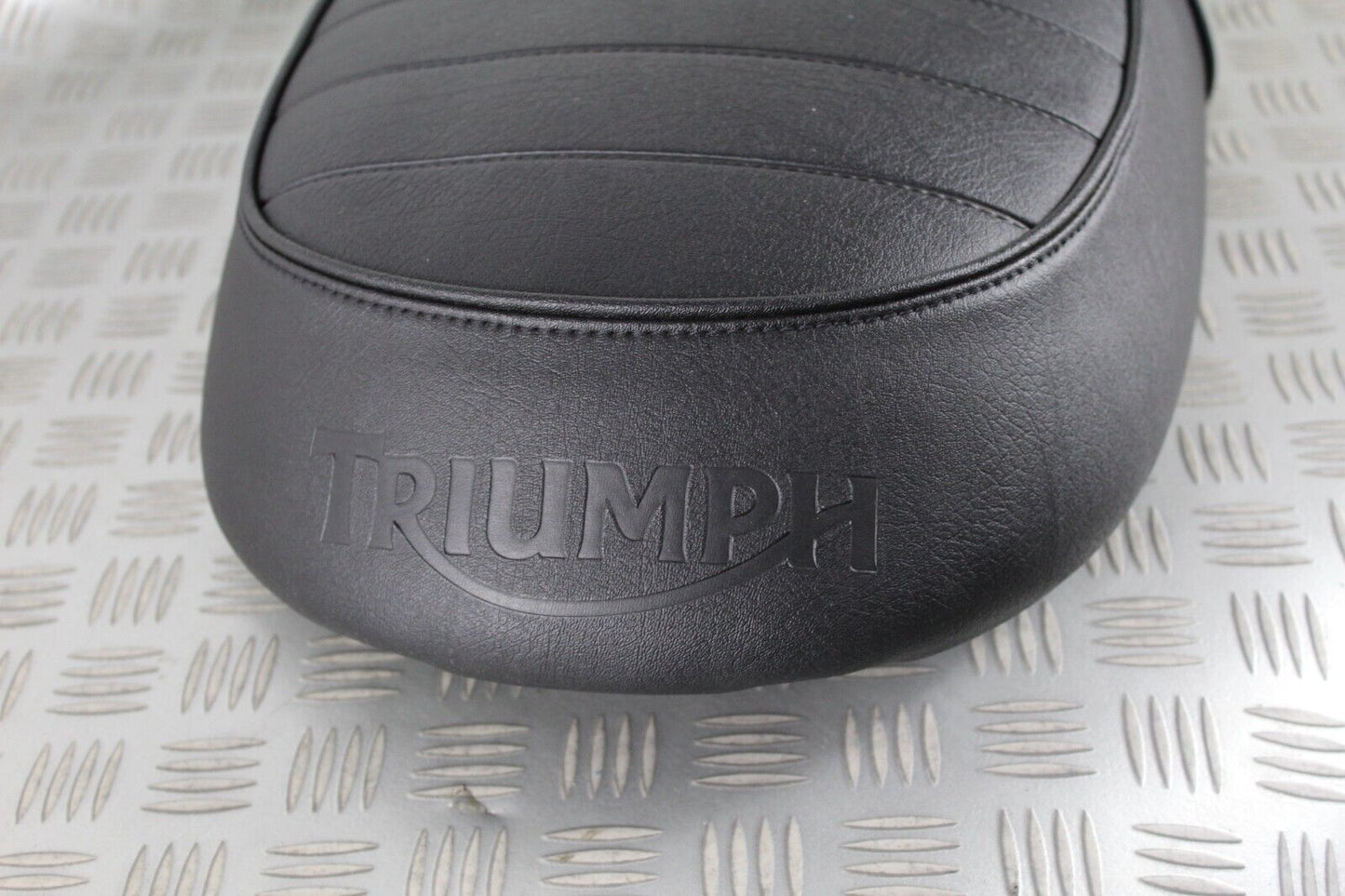 Triumph Bonneville Shad Seat