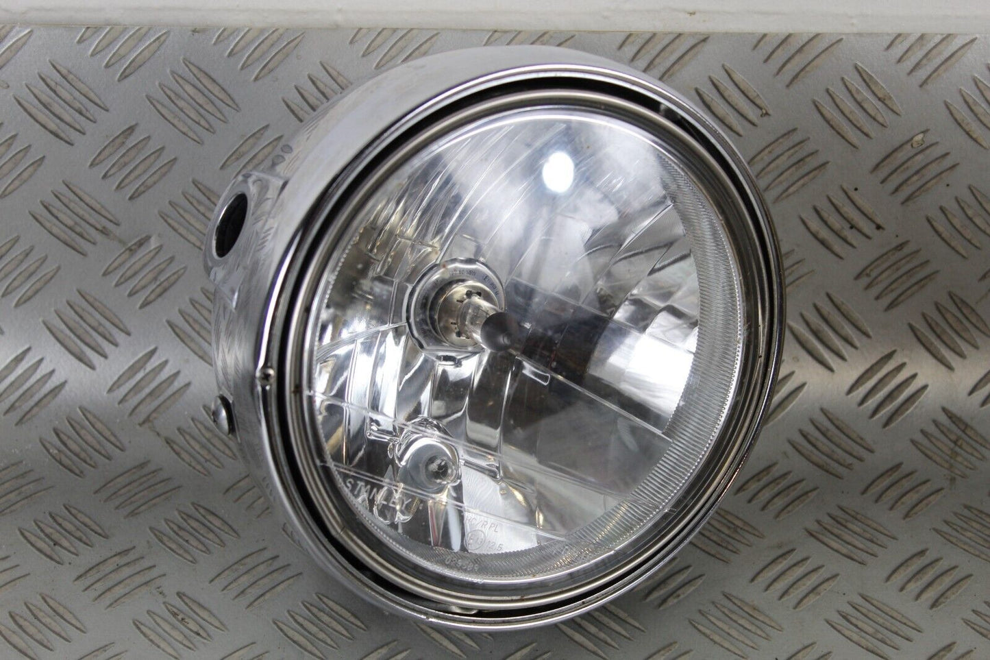 Suzuki GSX 1400 head light / lamp